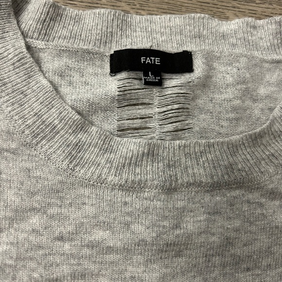 Lightweight distressed sweater by Fate - Picture 1 of 9